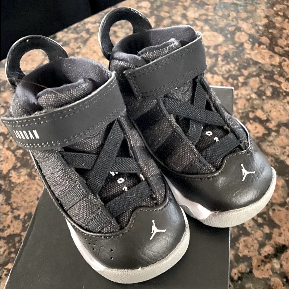 2017 Jordan 6 Rings BT- Size 4C Infant (RARE-SOLD OUT) Like NEW W/Box!